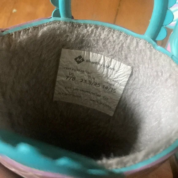 Girl's waterproof easy-on rain boots - Picture 9 of 10